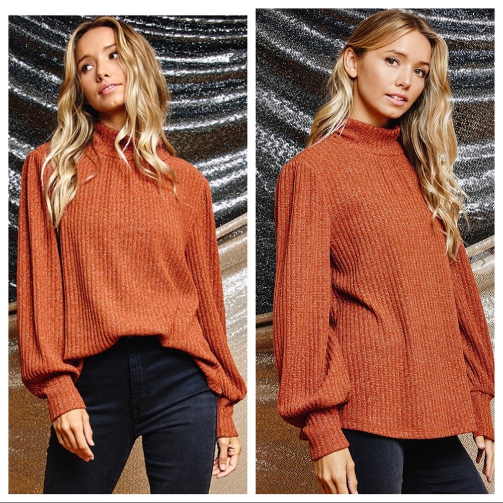 Gorgeous Mock Neck Keyhole Back Top - Picture 3 of 6